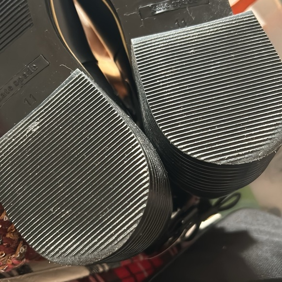 Kate Spade black with gold trim size 11 ankle rain boots - Picture 11 of 11